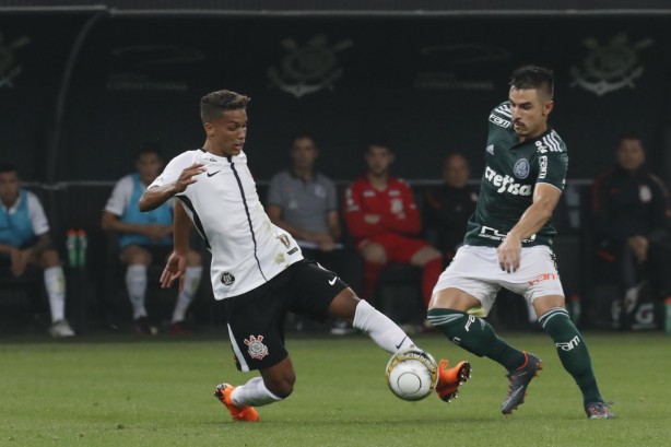 Pedrinho entrou e deu um gás ao time contra o Palmeiras, pela final, na Arena Corinthians
