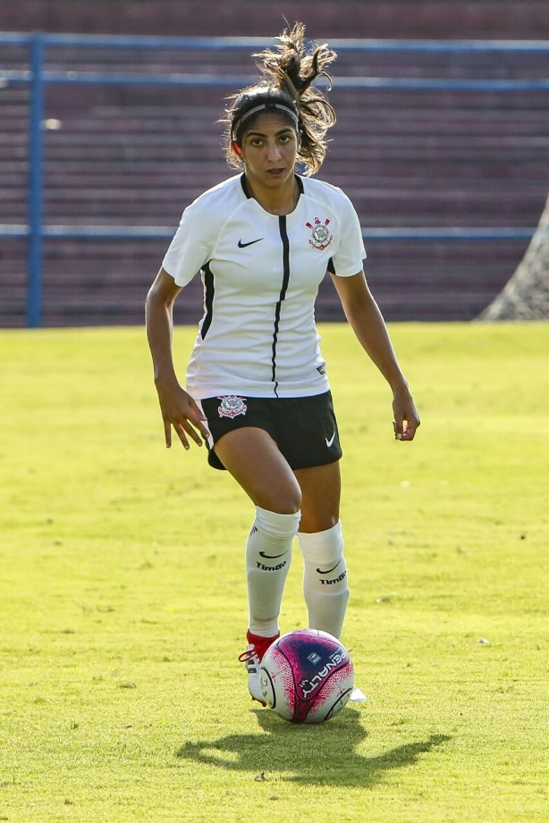 Katiuscia  uma das jovens destaques do Corinthians para 2018