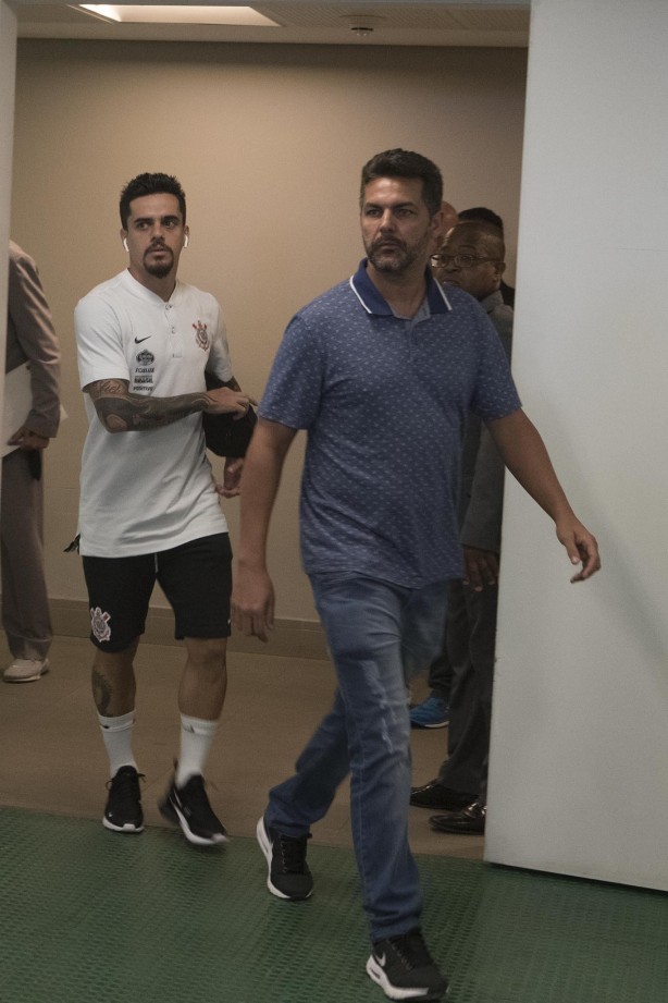 Fagner antes de enfrentar o Palmeiras
