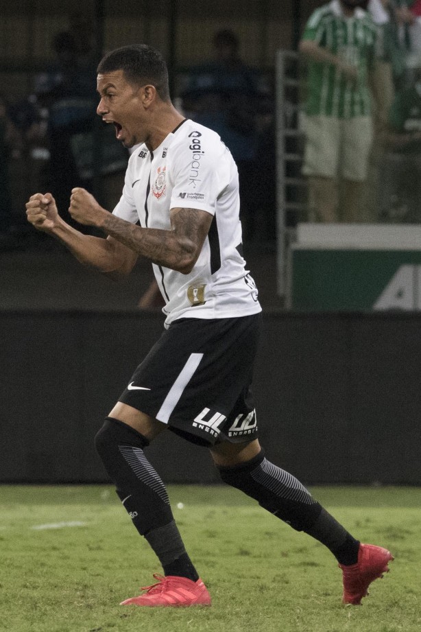 Lucca vibra com vitória diante do Palmeiras