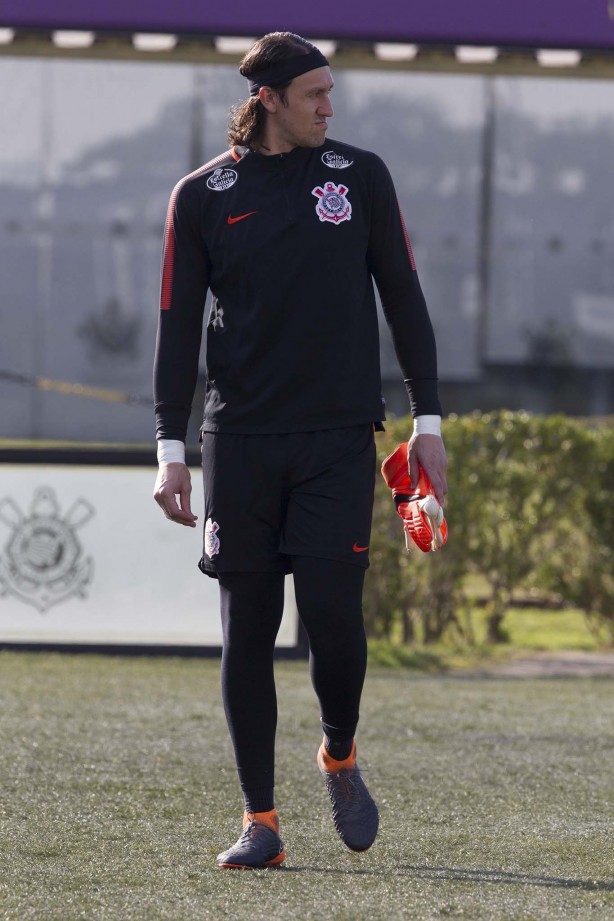 Cássio no treino de hoje no CT Joaquim Grava