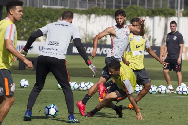 Treino desta sexta-feira no CT Joaquim Grava