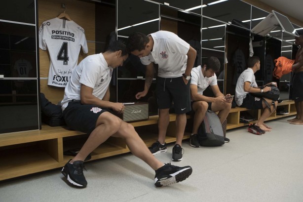 Balbuena e companhia se preparam para o duelo contra o Ceará, na Arena Corinthians