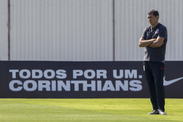 Fábio Carille comanda último treino antes de jogo contra o Ceará, na Arena Corinthians