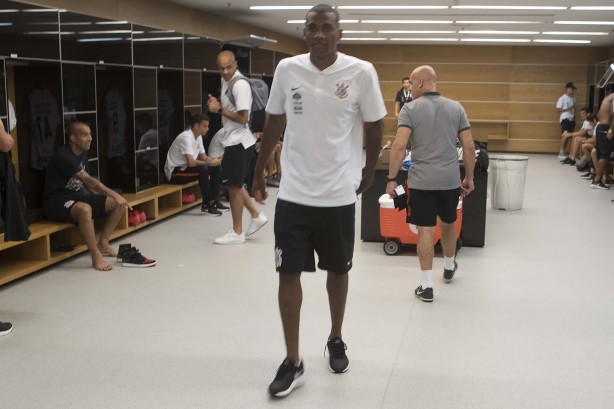 Marllon no vestiário antes do jogo contra o Ceará, pelo Brasileirão