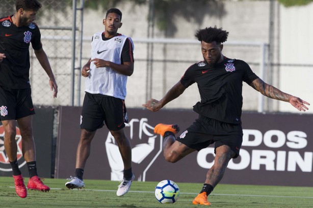 Léo Príncipe e Kazim no treino desta terça-feira