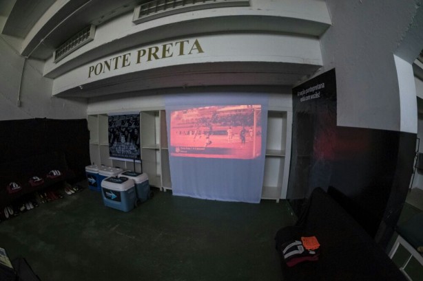 Vestiário da Ponte Preta no estádio do Guarani