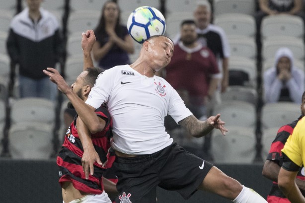 Sidcley durante jogo contra o Vitória, pela Copa do Brasil, na Arena Corinthians