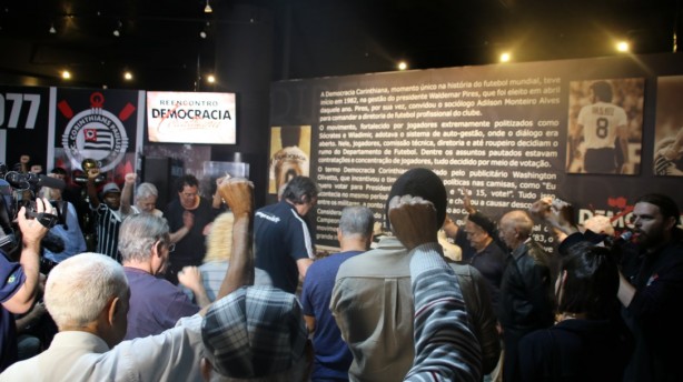 Evento na sede social do Timão reviveu tempos de Democracia Corinthiana