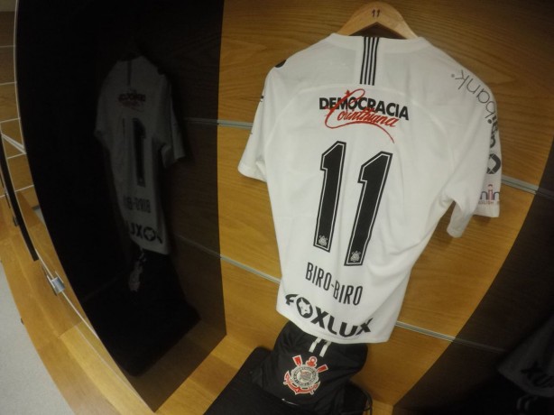 Biro-Biro na camisa de Romero para este domingo