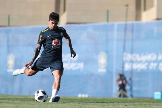 Fagner durante treinamento na Rússia nesta quarta-feira
