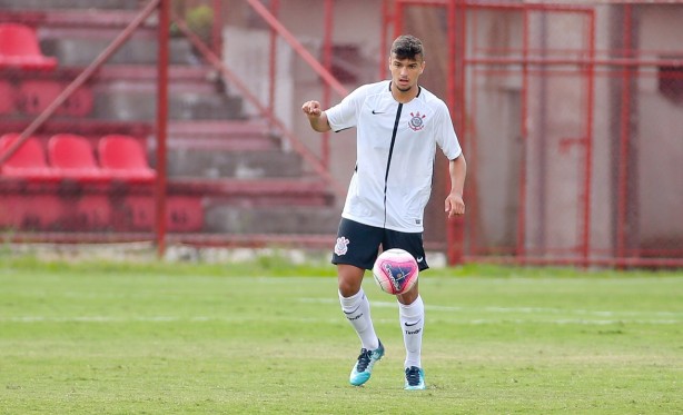 Gabriel  lateral-direito e tem atuado tanto no Sub-17 quanto no Sub-20 em 2018