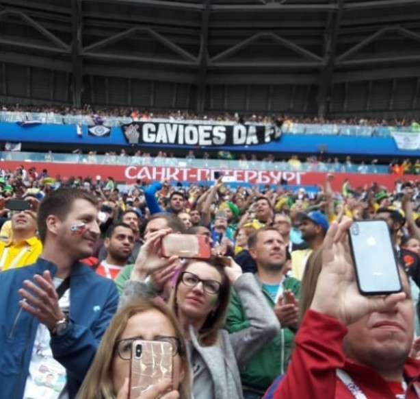 Gaviões levou faixa inteira no primeiro jogo da Seleção na Rússia