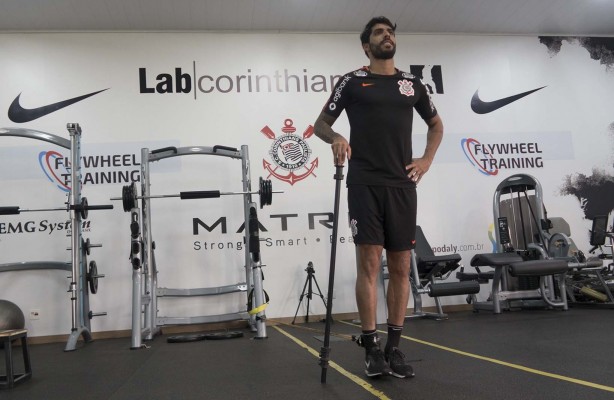 Zagueiro Vilson durante recuperação interminável de lesão sofrida