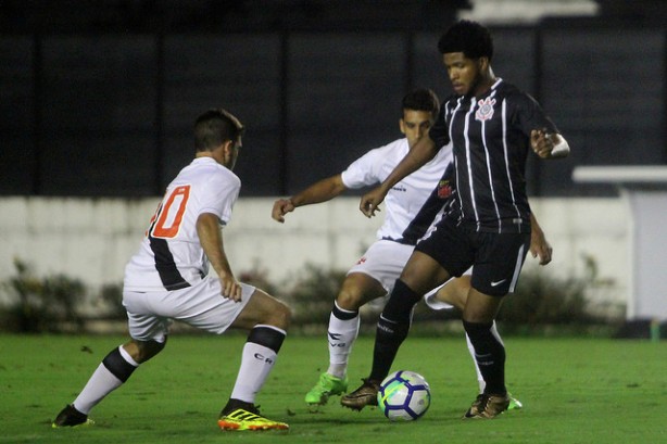 Jordan fez seu segundo jogo com a camisa do Corinthians
