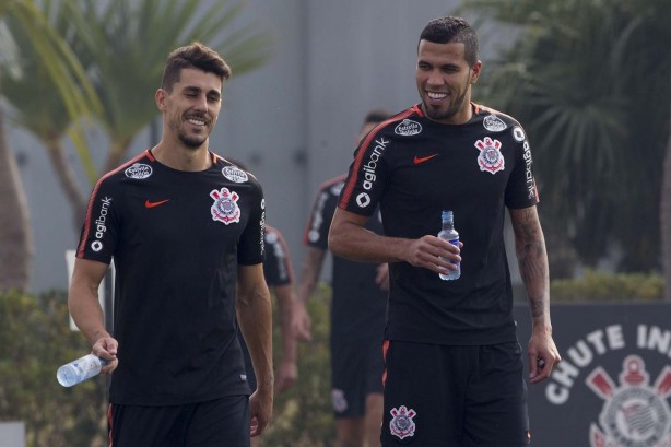 Recem contratados treinam na manhã desta sexta