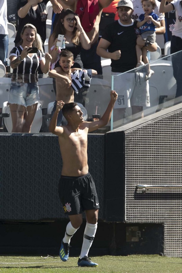Foi o primeiro gol de Matheus Matias com a camisa do Corinthians
