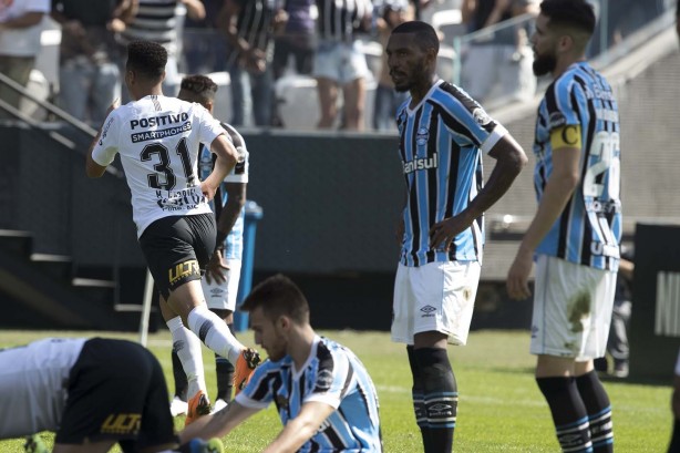 Marquinhos Gabriel marcou o gol da virada do Corinthians contra o Grêmio, na Arena