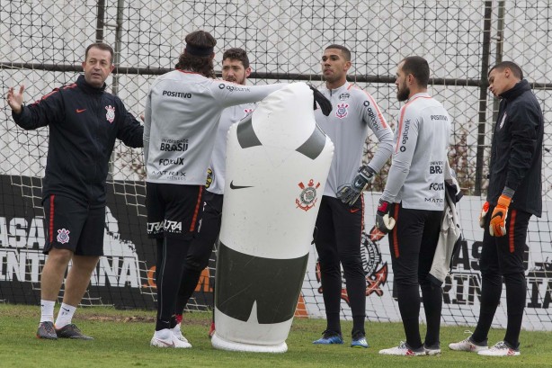 Elenco se reuniu hoje para fazer o último treino antes do amistoso contra o Cruzeiro