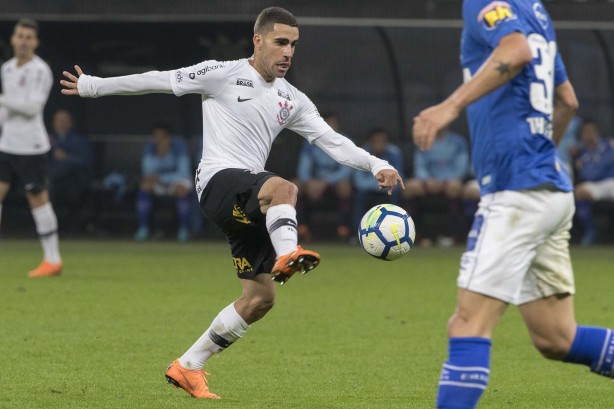 Gabriel durante amistoso contra o Cruzeiro, na Arena Corinthians