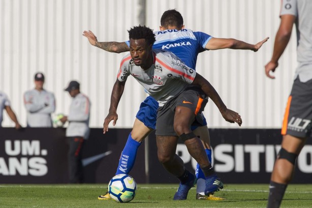 Renê Júnior durante jogo-treino contra o São Caetano