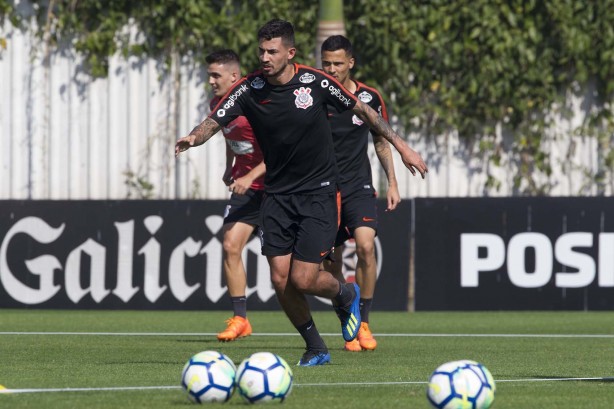 Pedro Henrique no treino de sábado no CT Joaquim Grava