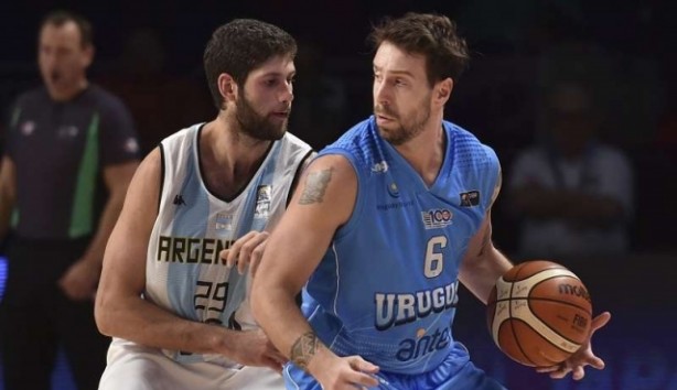 O ala Maurício Aguiar atuou pela seleção do Uruguai em três Olimpíadas