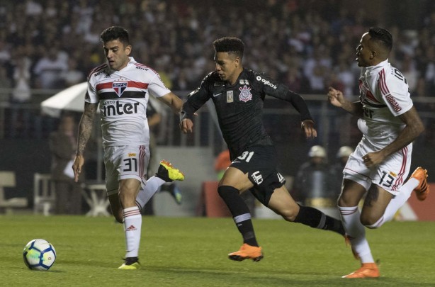 Marquinhos Gabriel durante clássico contra o São Paulo