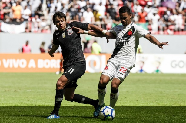 O atacante paraguaio Romero brilhou na vitória por 4 a 1 contra o Vasco