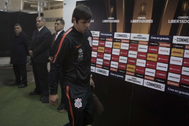 Romero durante chegada do time ao estádio antes do jogo contra o Colo-Colo, no Chile