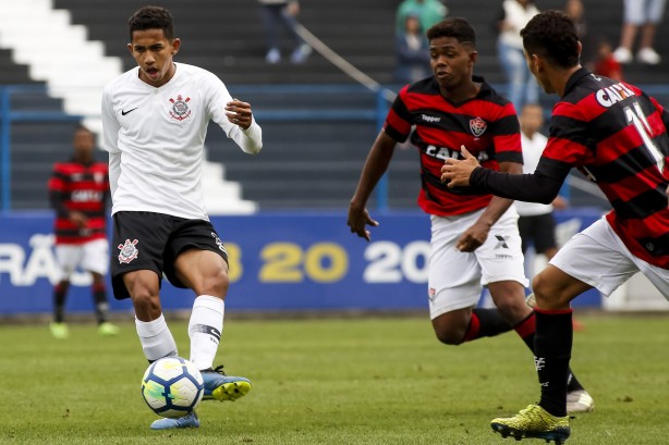 Fessin atuando contra o Vitória, pelo Brasileiro sub-20