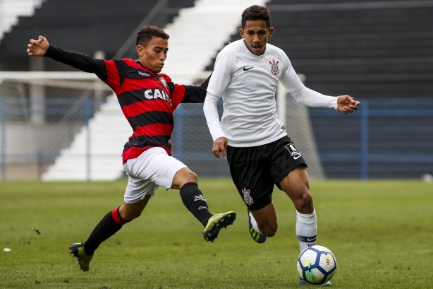 Fessin durante o jogo contra o Vitória, pelo Brasileiro sub-20