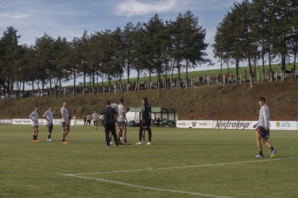 Timão acerta os últimos detalhes antes do jogo contra a Chapecoense, pela Copa do Brasil