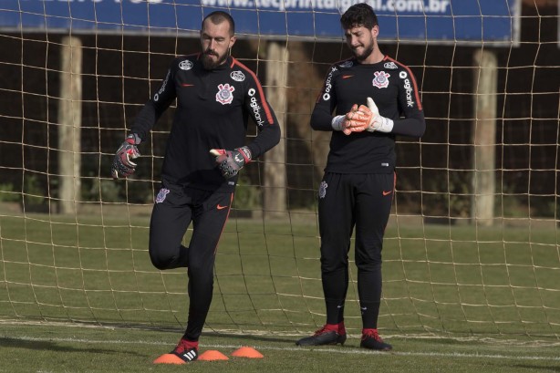 Walter e Caíque durante último treino antes do jogo contra a Chapecoense, pela Copa do Brasil