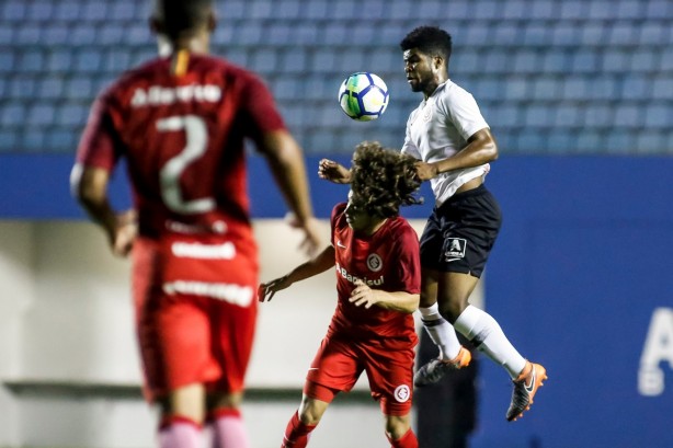 Corinthians venceu o Internacional, pelo Brasileiro sub-20