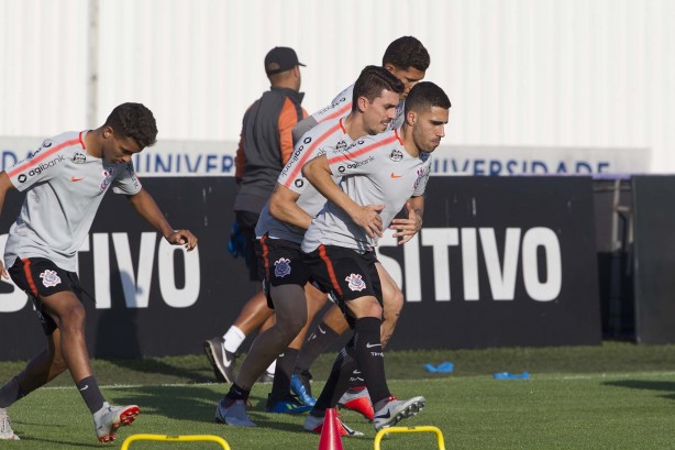 Jogadores treinaram treinaram forte nessa terça-feira.