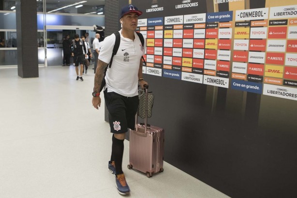 Ralf chegando na Arena para a partida contra o Colo-Colo