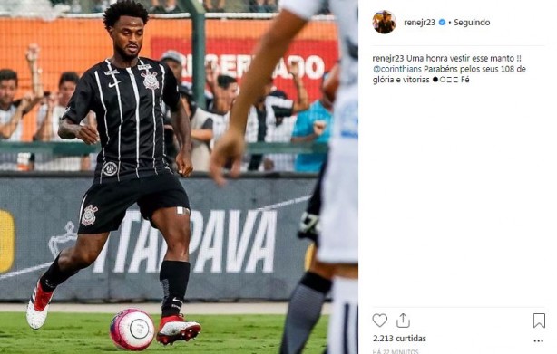 Renê Júnior deu os parabéns ao Corinthians