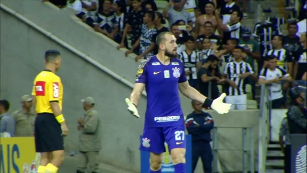 Contra Cear, Walter engatou segundo jogo como titular do Corinthians