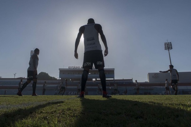 Corinthians treinou no CT do Fortaleza para enfrentar o Ceará, pelo Brasileirão
