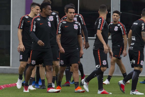 Elenco se reapresentou após empate com o Atlético Mineiro, pelo Brasileirão