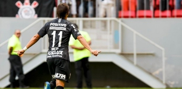 Romero fez trs gols pela primeira vez no Corinthians contra o Vasco