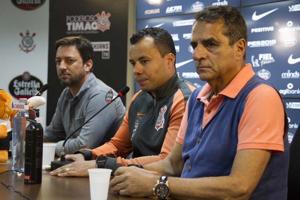Jair Ventura é apresentado como novo técnico do Corinthians