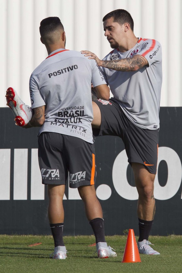 Fagner deve reforçar o Corinthians