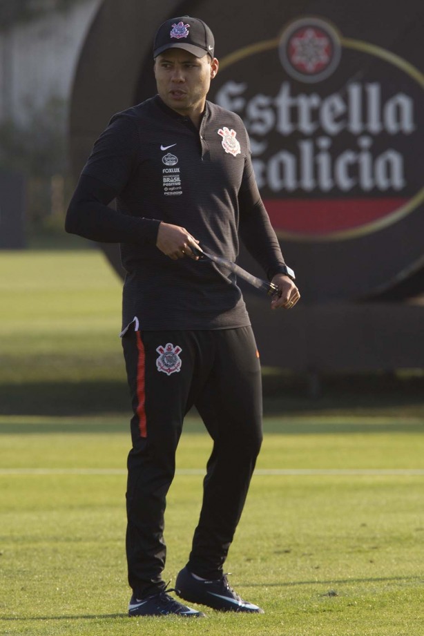 Jair Ventura comandou o treino desta segunda
