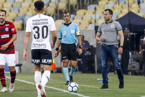 Jair Ventura ainda não comandou o Corinthians em Itaquera