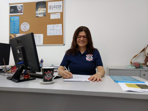 Regiane é assistente social do Corinthians há 12 anos