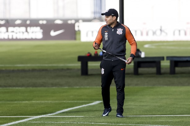 Jair Ventura terá a semana de folga para treinar o elenco para o duelo contra o Internacional