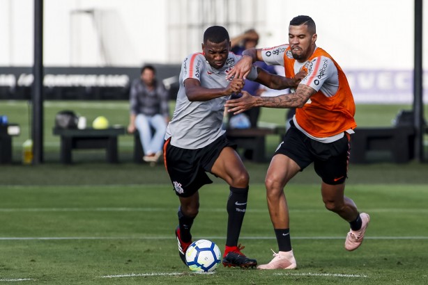 Marllon e Jonathas no treino de hoje no CT Joaquim Grava