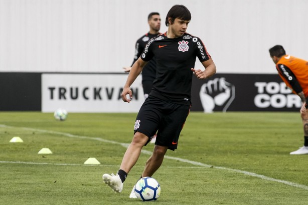 Romero no treino desta manhã no CT